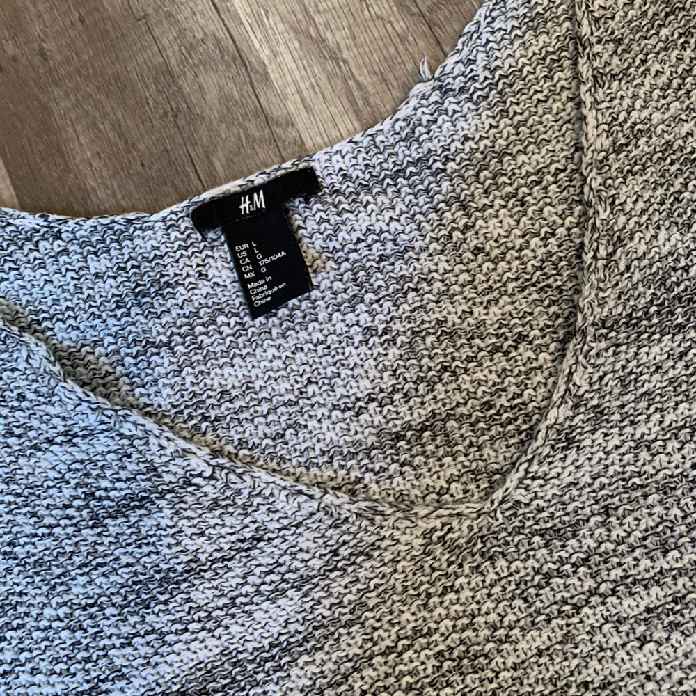 H&M Sweater